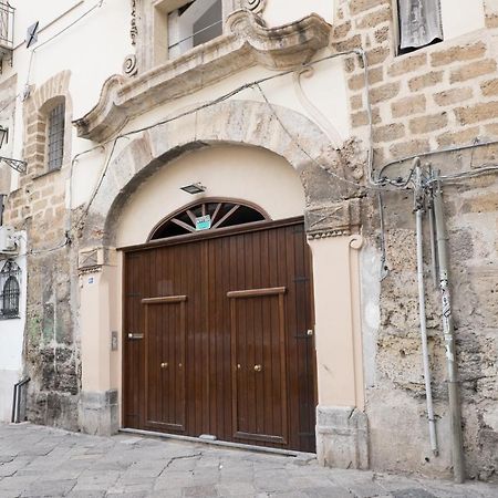 Charming House In The Historic Center Of Palermo Apartment Ngoại thất bức ảnh