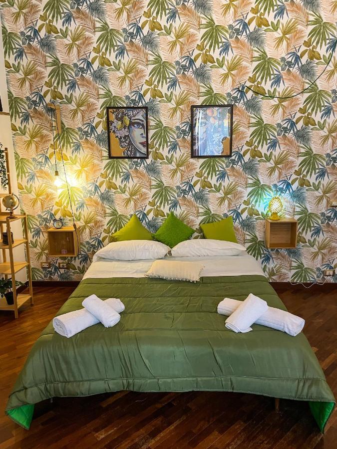 Charming House In The Historic Center Of Palermo Apartment Ngoại thất bức ảnh
